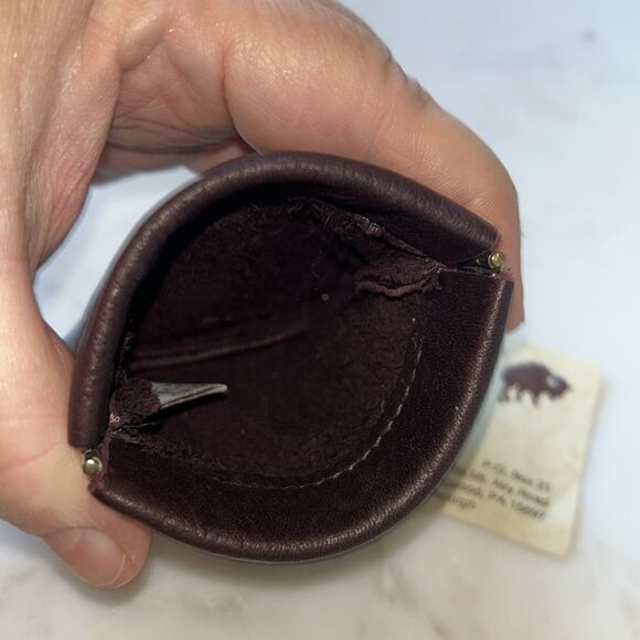 Handmade chocolate brown soft buttery leather coin purse - Picture 2 of 3